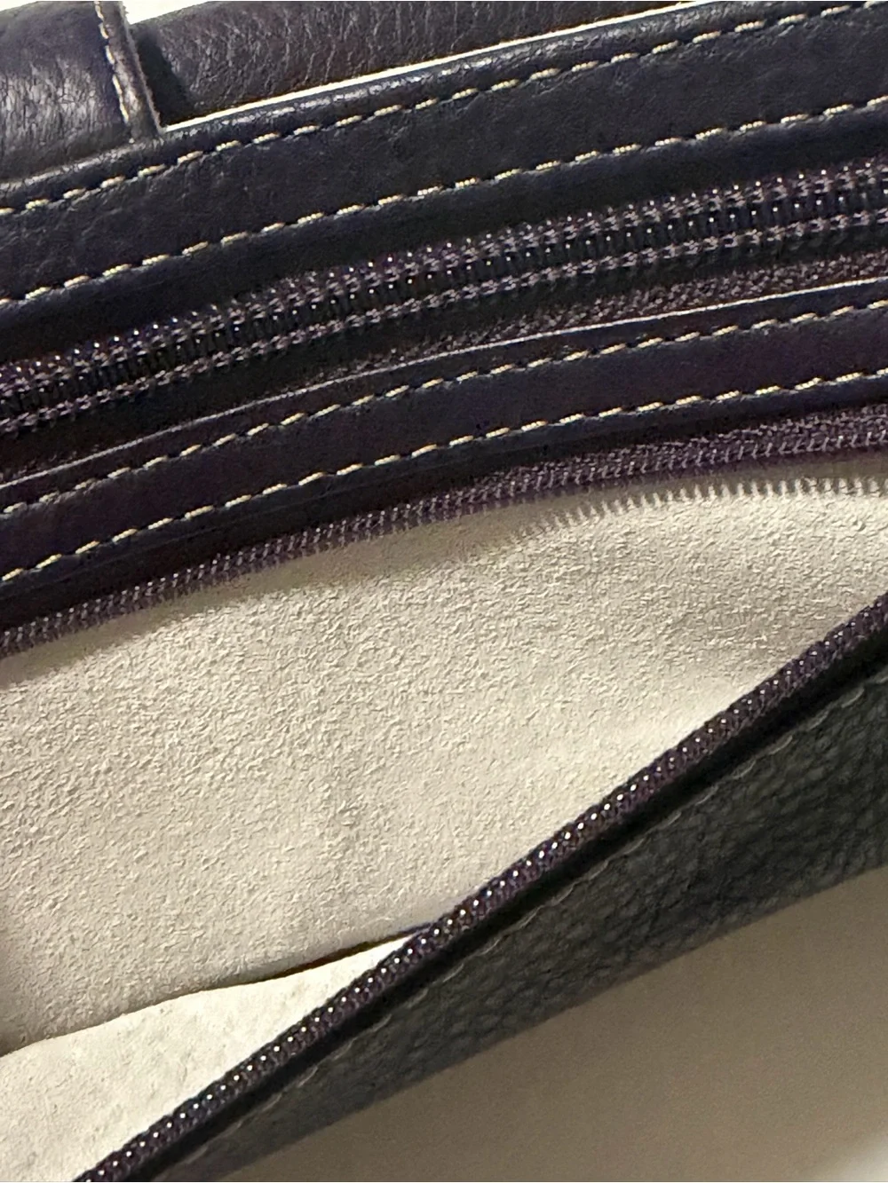 Levenger Purple Pebbled Leather Travel Jewelry Roll Organizer Case Snap Closure - Picture 3 of 9